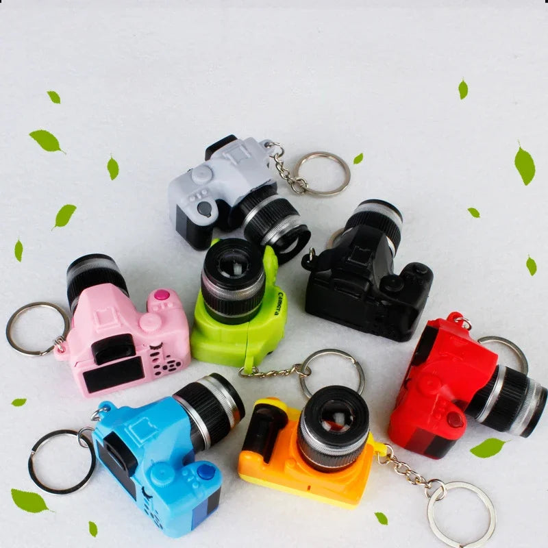 Unver Rise™ Mini DSLR Camera Keychain