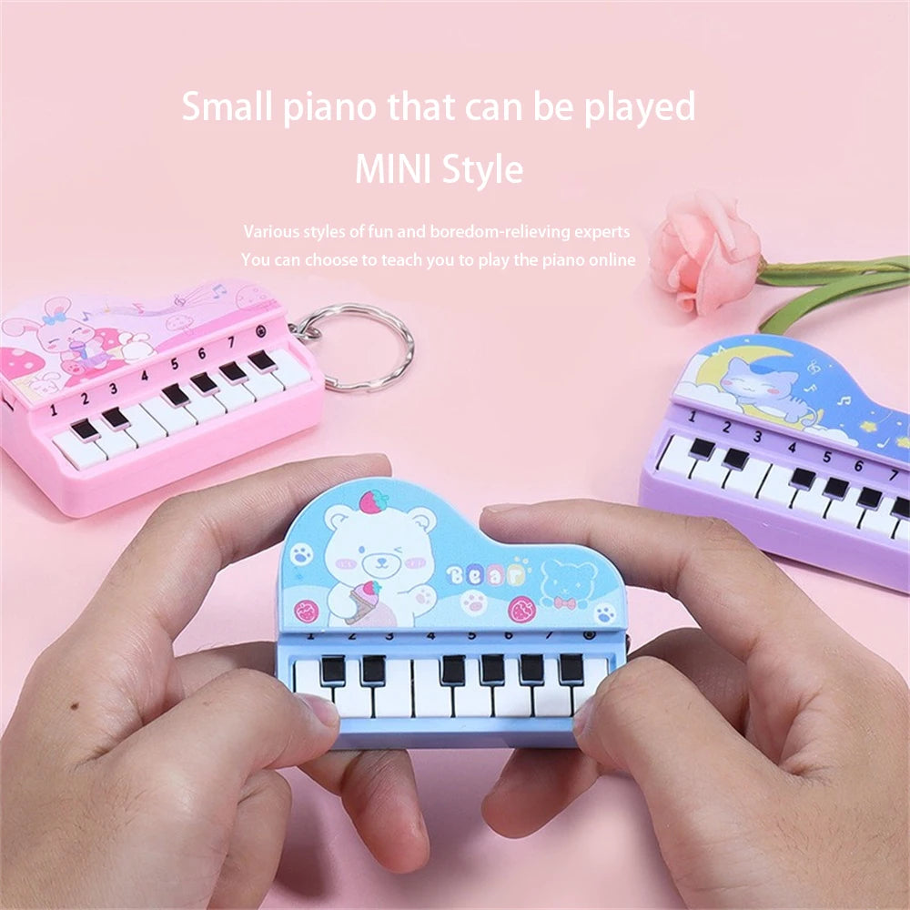 Funny Piano Keychain Mini Toy Camera Key Ring Gift Toy Bag Key Chains Accessories Children Boys Pendant Key Holder Jewelry Gift