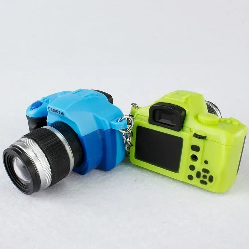 Unver Rise™ Mini DSLR Camera Keychain